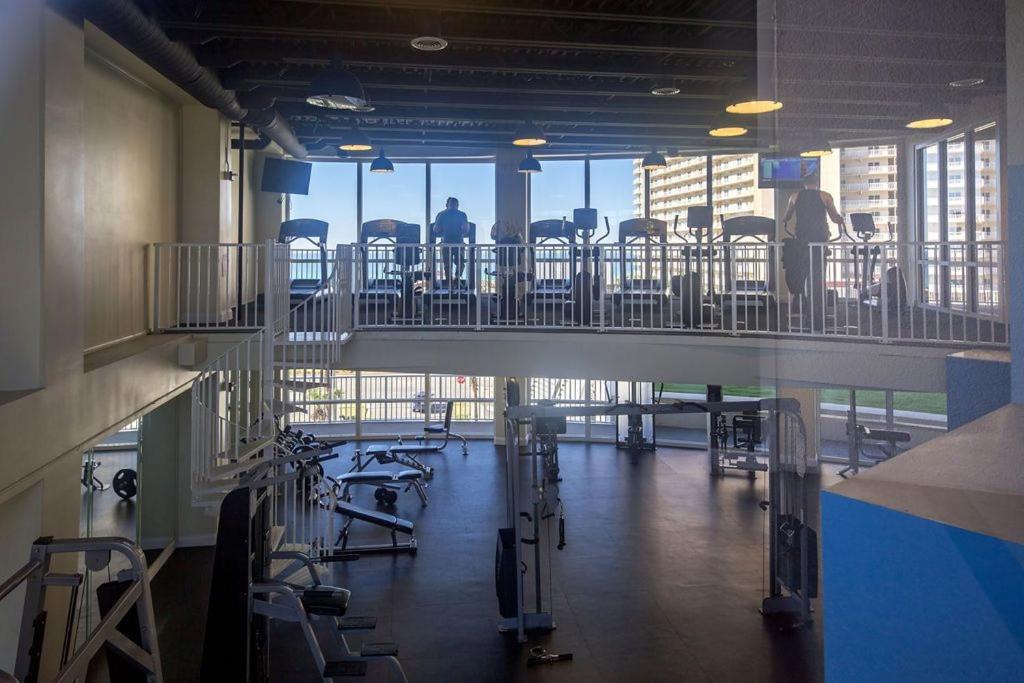 Breeze At Laketown Wharf #1205 By Nautical Properties Vacation Holiday home