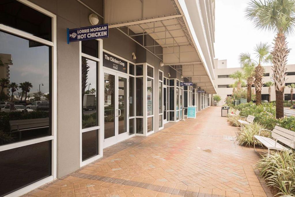 Breeze At Laketown Wharf #1205 By Nautical Properties Vacation Holiday home