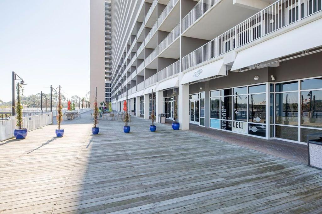 Breeze At Laketown Wharf #1205 By Nautical Properties Vacation